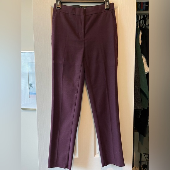 Anne Taylor Full Suit in Plum - Picture 7 of 9